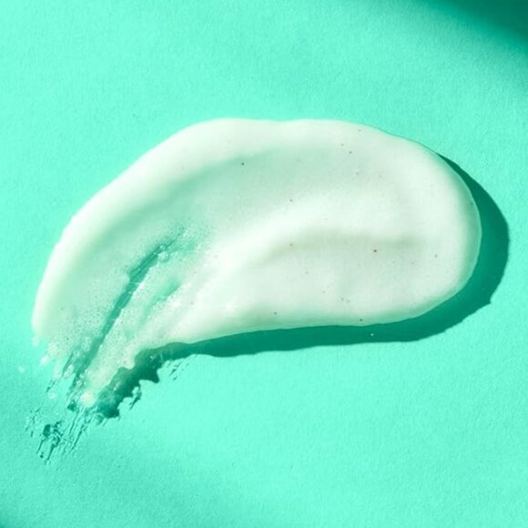 Tree Hut Merry Mint Self-Care Bundle – Scrub, Wash, Mist & Lip Butter (4 Items) - Picture 2 of 14